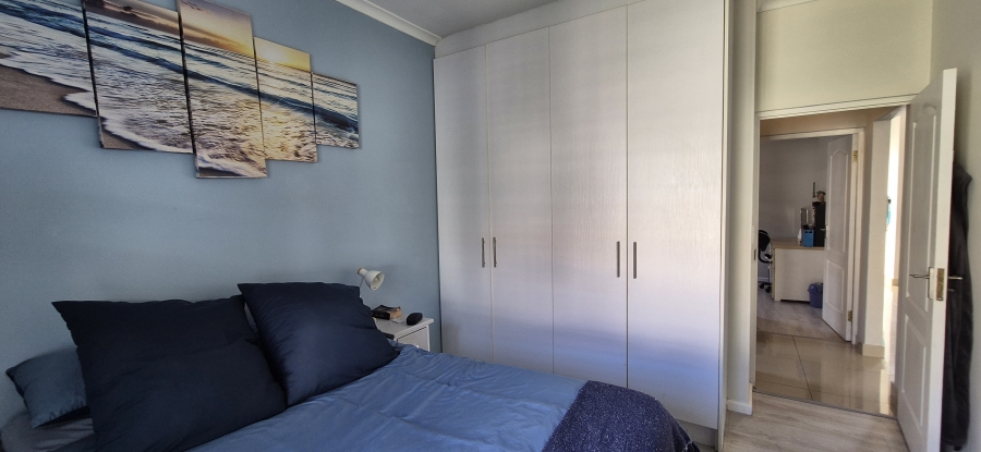 2 Bedroom Property for Sale in Parklands North Western Cape